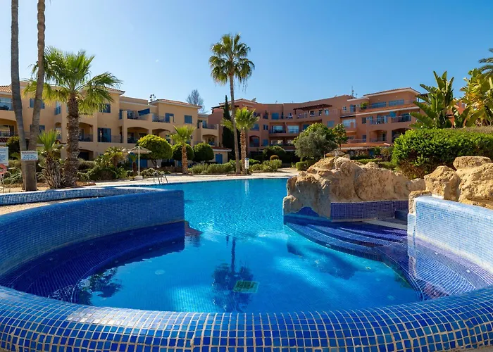 Limnaria Gardens Classic Apartamento Paphos