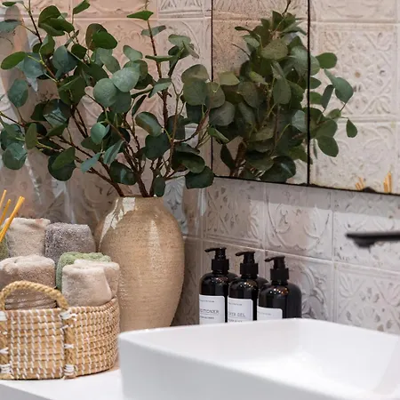 Limnaria Gardens Classic Apartment Paphos