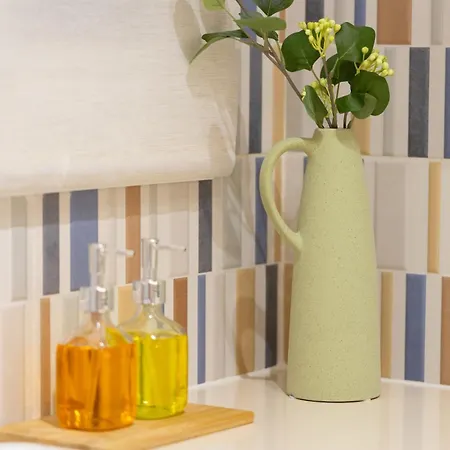 公寓 Limnaria Gardens Classic Paphos